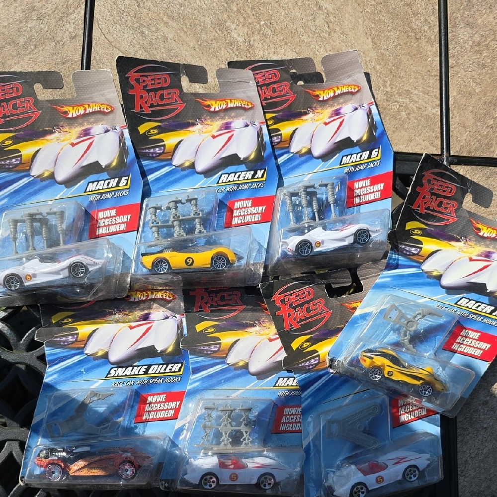 Speed Racer Hot Wheels Die-Cast Car Set - Red, Yellow, White